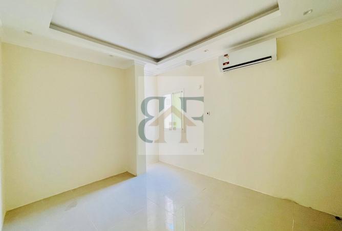 933484 - Property Image 3