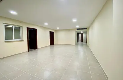 Apartment - 3 Bedrooms - 4 Bathrooms for rent in Fereej Bin Mahmoud South - Fereej Bin Mahmoud - Doha Apartment - 3 Bedrooms - 4 Bathrooms for rent in Fereej Bin Mahmoud South - Fereej Bin Mahmoud - Doha