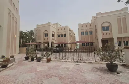 مجمع سكني - 3 غرف نوم - 5 حمامات للايجار في فلل واست باي لاغون - وست باي لاجون - بحيرة وست لاجون - الدوحة