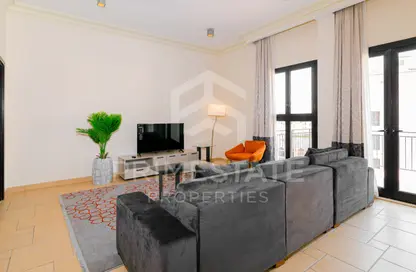 Apartment - 2 Bedrooms - 3 Bathrooms for rent in Chateau - Qanat Quartier - The Pearl Island - Doha