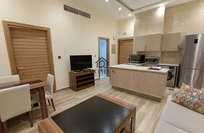 Apartment - 1 Bedroom - 2 Bathrooms for rent in Al Zubair Bakkar Street - Al Sadd - Doha