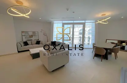Apartment - 3 Bedrooms - 5 Bathrooms for rent in The Garden - Floresta Gardens - The Pearl Island - Doha