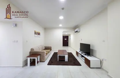 Apartment - 1 Bedroom - 1 Bathroom for rent in Umm Ghuwailina 4 - Umm Ghuwailina - Doha