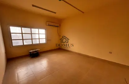 Apartment - 2 Bedrooms - 2 Bathrooms for rent in Anas Street - Fereej Bin Mahmoud North - Fereej Bin Mahmoud - Doha
