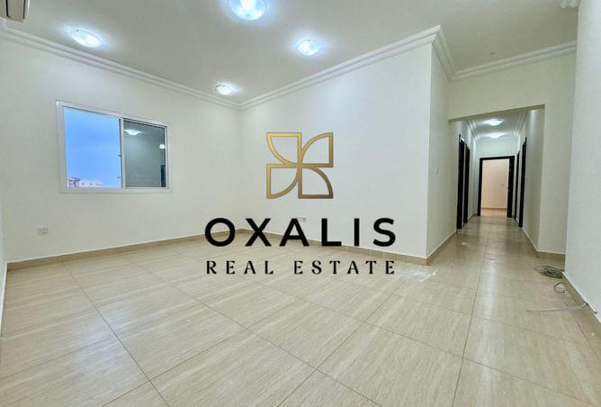 995571 - Property Image 3