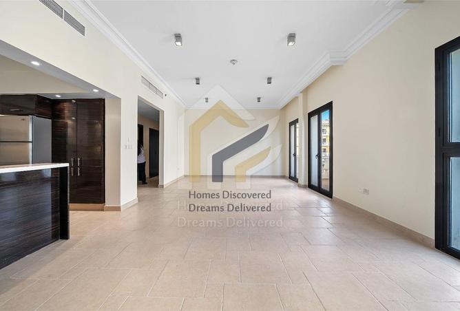 963288 - Property Image 2