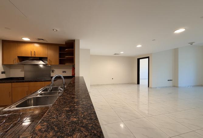 977933 - Property Image 3