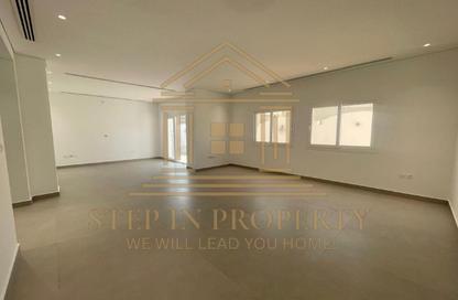 فيلا - 3 غرف نوم - 5 حمامات للايجار في فلل عين خالد - عين خالد - الدوحة