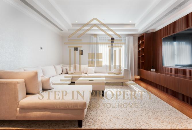 971136 - Property Image 2