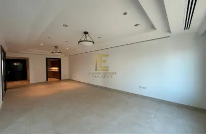 Apartment - 2 Bedrooms - 3 Bathrooms for rent in East Porto Drive - Porto Arabia - The Pearl Island - Doha