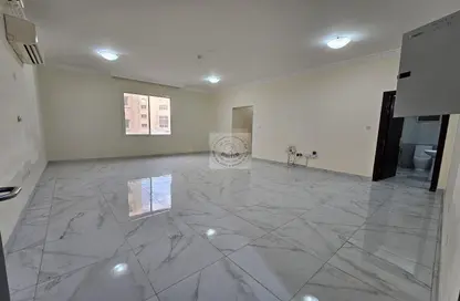 Apartment - 3 Bedrooms - 3 Bathrooms for rent in Bilal Apartments - Al Mirqab Al Jadeed - Doha