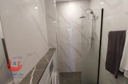 Apartment - 1 Bedroom - 2 Bathrooms for rent in Porto Arabia - The Pearl Island - Doha