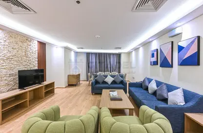 Apartment - 1 Bedroom - 2 Bathrooms for rent in Musheireb - Musheireb - Doha