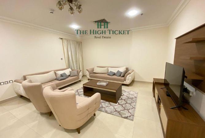 945572 - Property Image 2