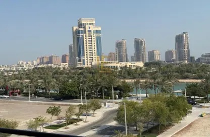 Apartment - 1 Bedroom - 2 Bathrooms for sale in Lusail Marina Heights - Marina District - Lusail