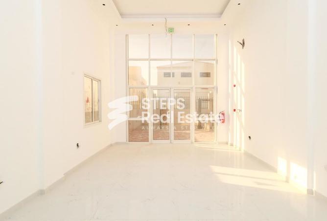 940336 - Property Image 3