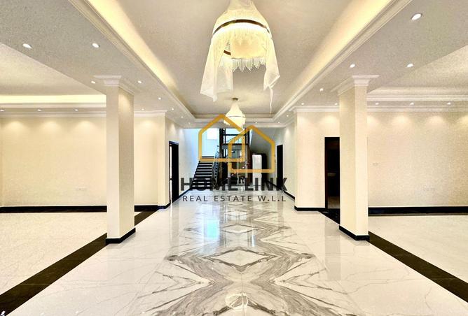 970898 - Property Image 2