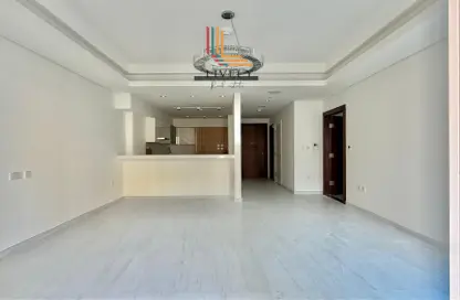 Apartment - 1 Bedroom - 2 Bathrooms for rent in Gewan Island - The Pearl Island - Doha
