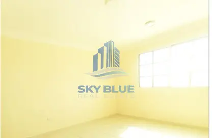Apartment - Studio - 1 Bathroom for rent in Al Gharrafa - Doha