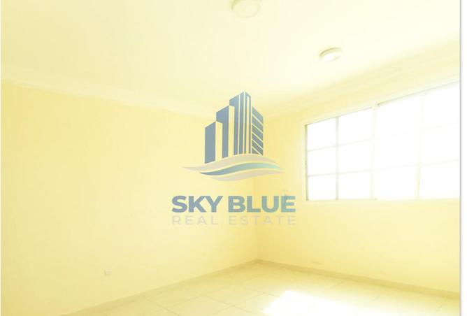908300 - Property Main Image