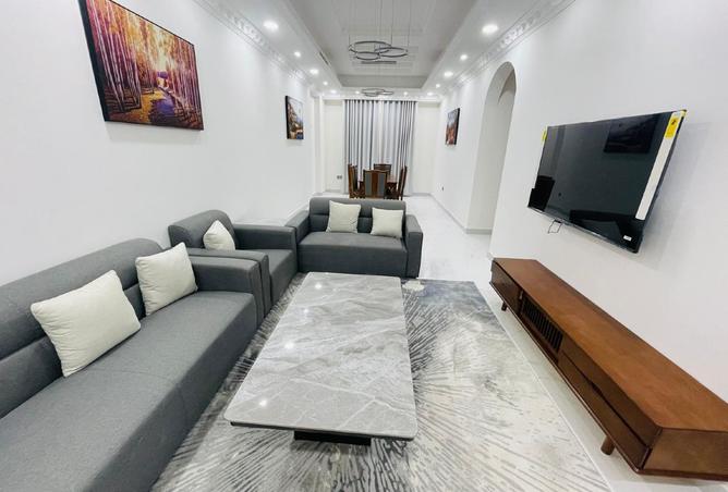 966025 - Property Main Image