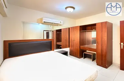 Apartment - 1 Bedroom - 1 Bathroom for rent in Umm Ghwailina Comm - Umm Ghuwalina - Umm Ghuwailina - Doha