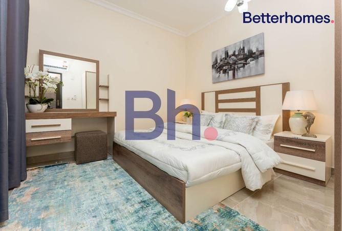 905727 - Property Image 3