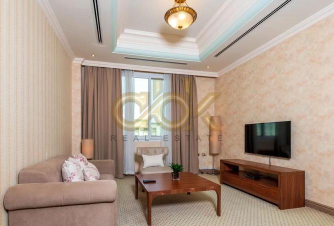 952679 - Property Image 2