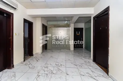 مساحات مكتبية - استوديو - 2 حمامات للايجار في شارع اروى بن مسعود - المسيلة - الدوحة