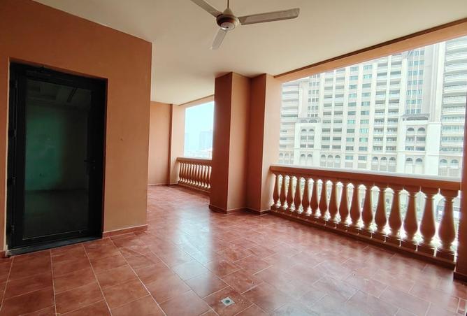 972964 - Property Image 2