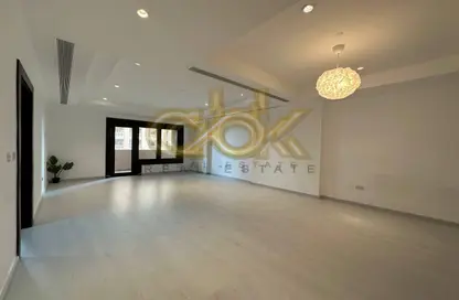Apartment - 1 Bedroom - 2 Bathrooms for sale in East Porto Drive - Porto Arabia - The Pearl Island - Doha