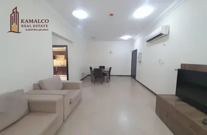 Apartment - 1 Bedroom - 1 Bathroom for rent in Umm Ghuwalina - Umm Ghuwailina - Doha