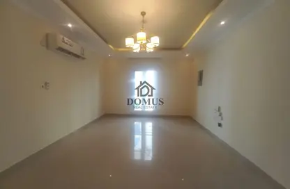 Apartment - 3 Bedrooms - 3 Bathrooms for rent in Thabit Bin Zaid Street - Al Mansoura - Doha