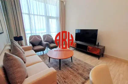 Apartment - 1 Bedroom - 2 Bathrooms for rent in Marina Residences 195 - Marina District - Lusail
