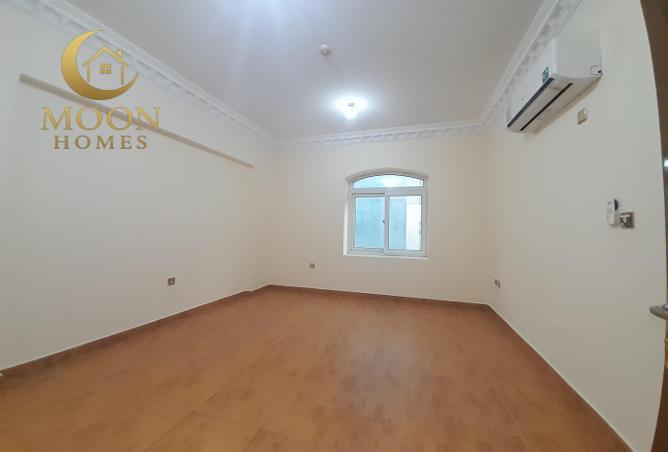 996211 - Property Image 3