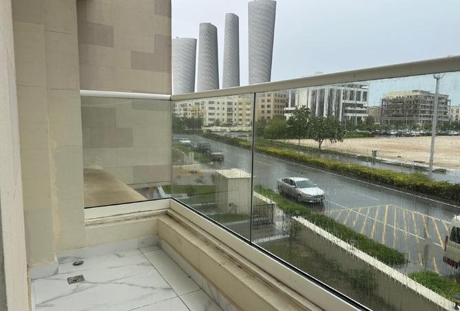 990471 - Property Image 2