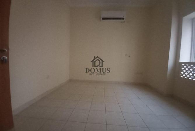 991675 - Property Image 3