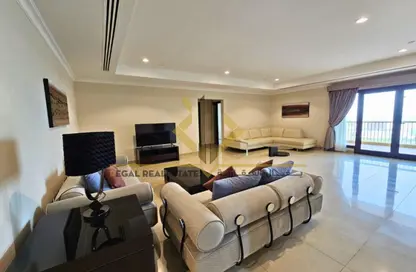 Apartment - 2 Bedrooms - 2 Bathrooms for rent in West Porto Drive - Porto Arabia - The Pearl Island - Doha