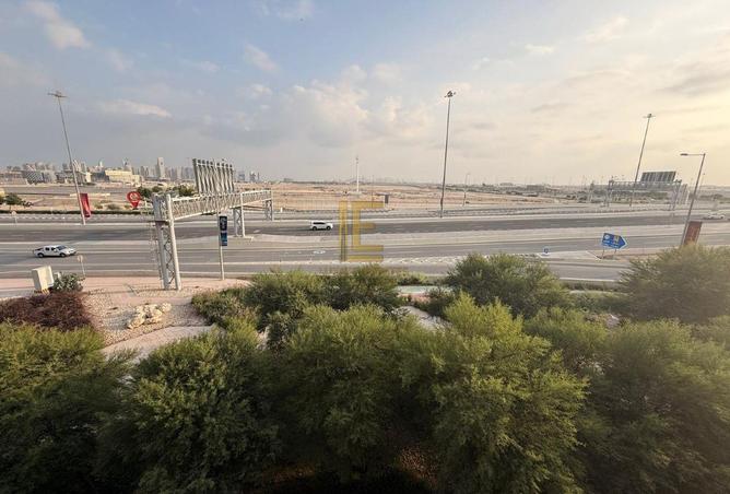 993841 - Property Image 2