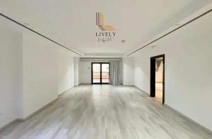 Apartment - 1 Bedroom - 2 Bathrooms for rent in West Porto Drive - Porto Arabia - The Pearl Island - Doha
