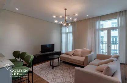 Apartment - 2 Bedrooms - 4 Bathrooms for rent in Floresta Gardens - Floresta Gardens - The Pearl Island - Doha