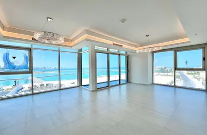 Apartment - 2 Bedrooms - 3 Bathrooms for sale in Gewan Island - The Pearl Island - Doha