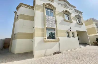 Villa - 6 Bedrooms - 6 Bathrooms for rent in Souk Al gharaffa - Al Gharrafa - Doha