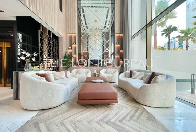 940610 - Property Image 2