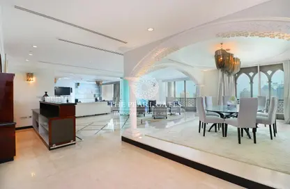 Living / Dining Room image for: Penthouse - 7 Bedrooms - 7 Bathrooms for rent in Viva West - Viva Bahriyah - The Pearl Island - Doha, Image 1