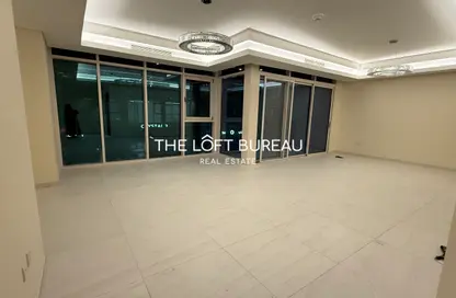 Apartment - 2 Bedrooms - 3 Bathrooms for rent in Gewan Island - The Pearl Island - Doha