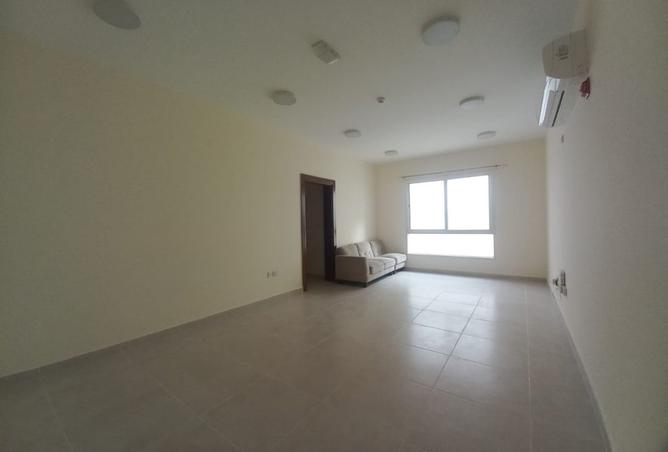 991621 - Property Image 2