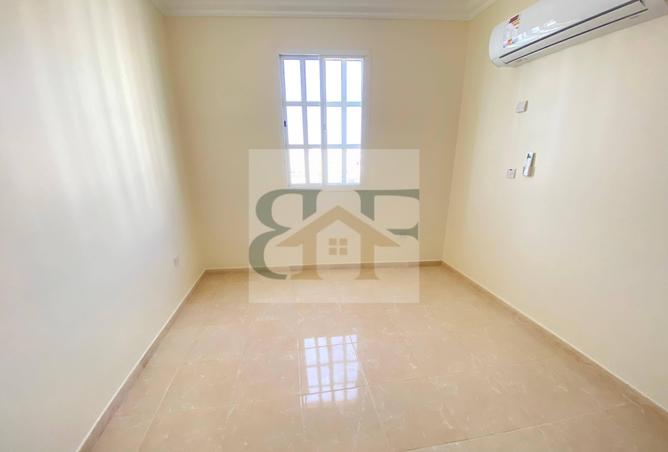 997770 - Property Image 2