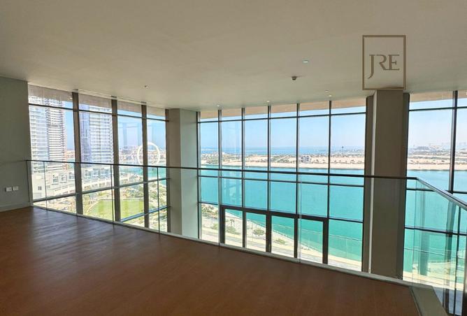 823881 - Property Image 2