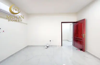 شقة - 3 غرف نوم - 2 حمامات للايجار في منتزه 7 - المنتزه - الدوحة